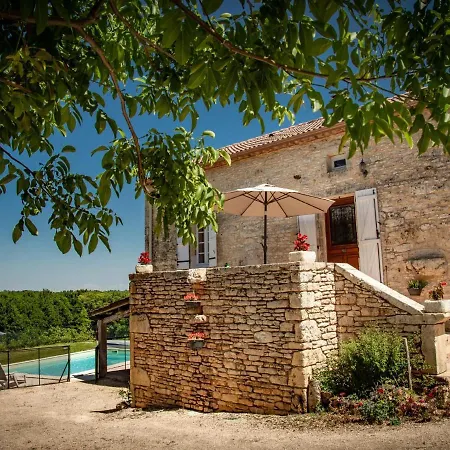 Holiday home Maison Girou *